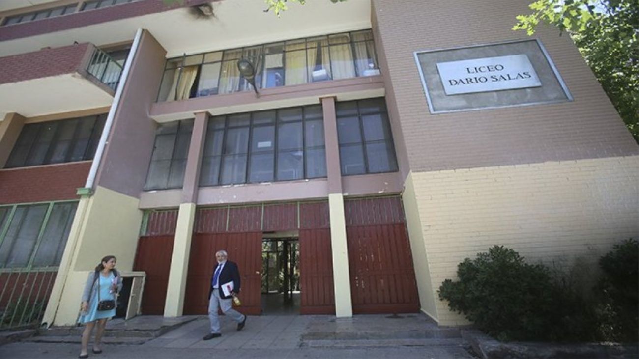 Investigación en Liceo Darío Enrique Salas por agresión física a profesor