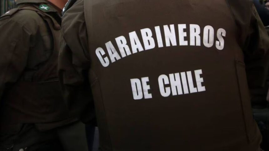 Detienen a funcionario de Carabineros por almacenar material pornográfico infantil