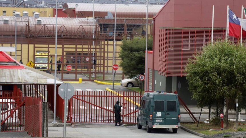 Investigan brutal homicidio en cárcel de Puerto Montt: más de 200 puñaladas
