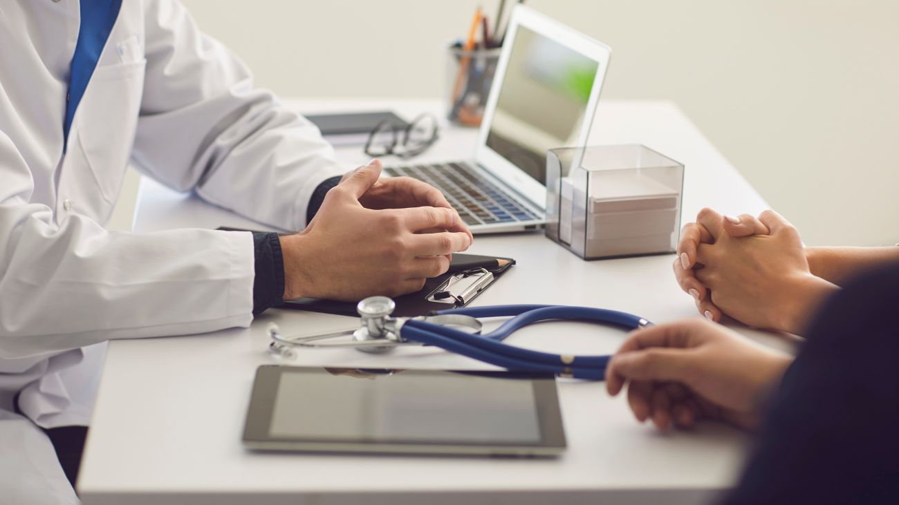 Investigan a médico de San Felipe por abuso sexual a pacientes