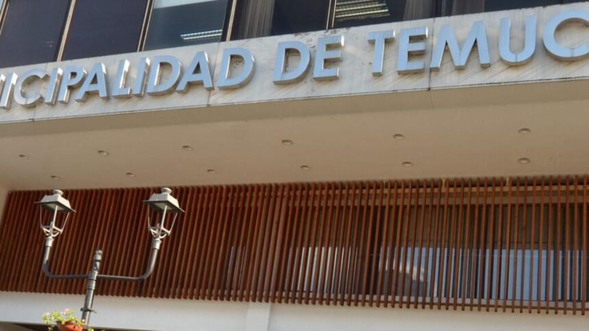 Funcionario destituido en Temuco por recibir dinero de productora deportiva