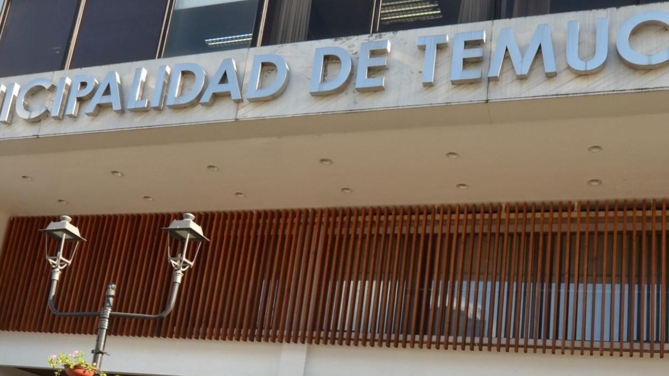Funcionario destituido en Temuco por recibir dinero de productora deportiva Funcionario destituido en Temuco por recibir dinero de productora deportiva