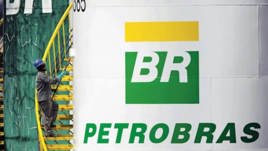Petrobras firma acuerdo de 16.500 millones de reales para nuevos buques de apoyo en alta mar