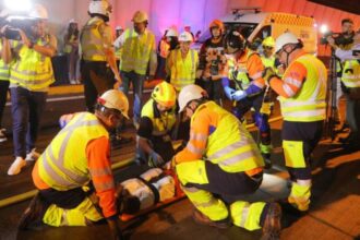 Ladrón en estado grave tras lanzarse desde quinto piso en Iquique