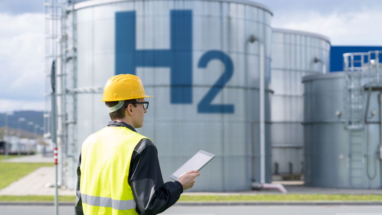 Hitachi Energy y el futuro del hidrógeno verde en América Latina, con foco en proyectos en Chile Hitachi Energy y el futuro del hidrógeno verde en América Latina, con foco en proyectos en Chile