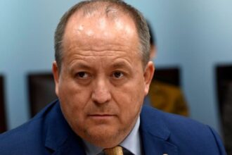 Querella contra fiscal Valencia por denegación de servicio: Investigación en curso