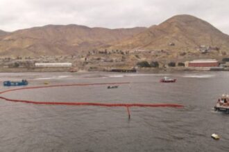 Simulacro preventivo en el puerto Barquito de Codelco Salvador: preparados ante un derrame de hidrocarburos