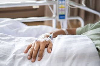 Ataque de perros deja a hombre grave en UCI de Curicó