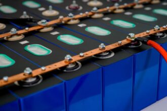 Nouveau Monde Graphite recibe $50 millones para producción de materiales de baterías en Quebec