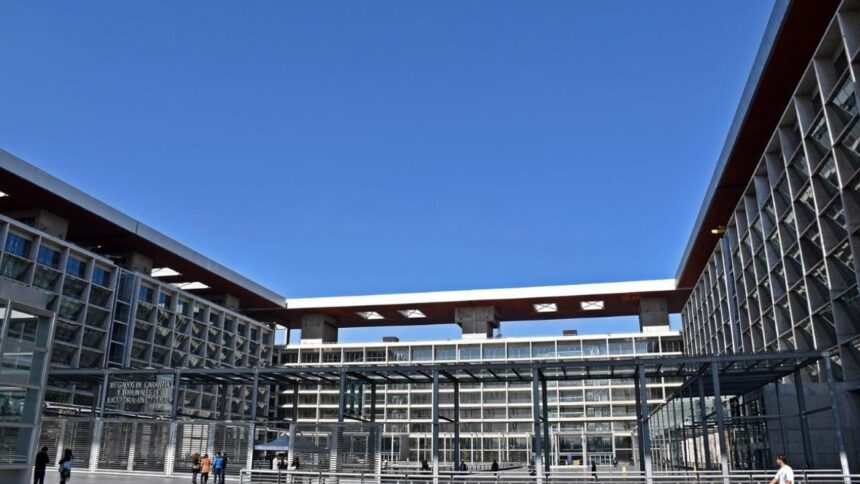 Condenan a ciudadanos chinos y venezolano por narcotráfico en Santiago