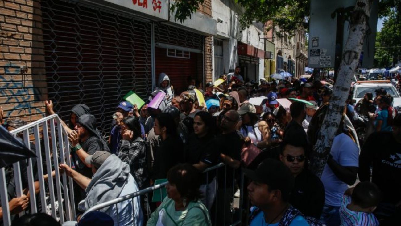 Aclaración sobre enrolamiento de migrantes en Chile: proceso y regularización clarificados Aclaración sobre enrolamiento de migrantes en Chile: proceso y regularización clarificados