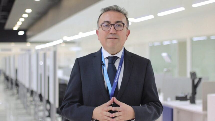 Renuncia solicitada al director del Registro Civil por caos migratorio