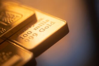 Aumento récord en importaciones de oro provoca déficit comercial en India