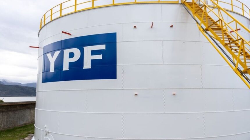 YPF adquiere participación de ExxonMobil y Qatar Energy en área de gas de Vaca Muerta