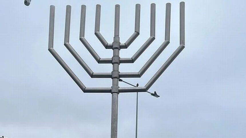 Hanukkiah permanecerá en Costanera de Puerto Montt hasta fin de año