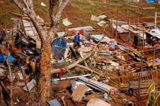 Francia declara calamidad natural en Mayotte por devastador ciclón Chido