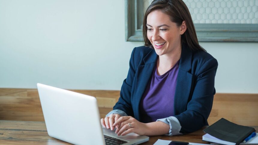 Ministerio de Educación de Chile lanza ofertas laborales con sueldos competitivos