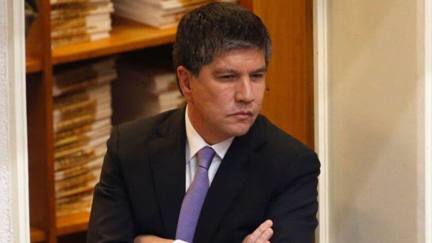 Abogados de Manuel Monsalve entregan secreto bancario en investigación crucial