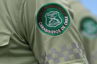 Tres delincuentes se hacen pasar por Carabineros para robar en bodega