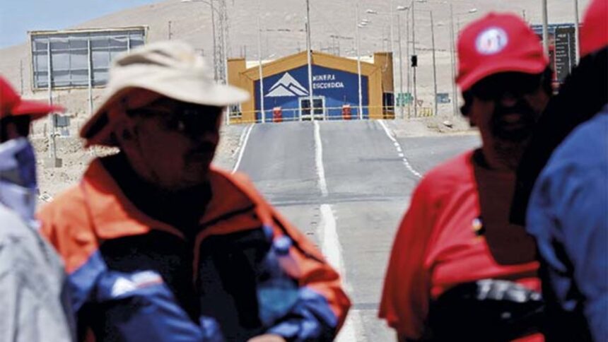 Firma de contrato colectivo con Sindicato N°3 de Trabajadores por bono de $32 millones