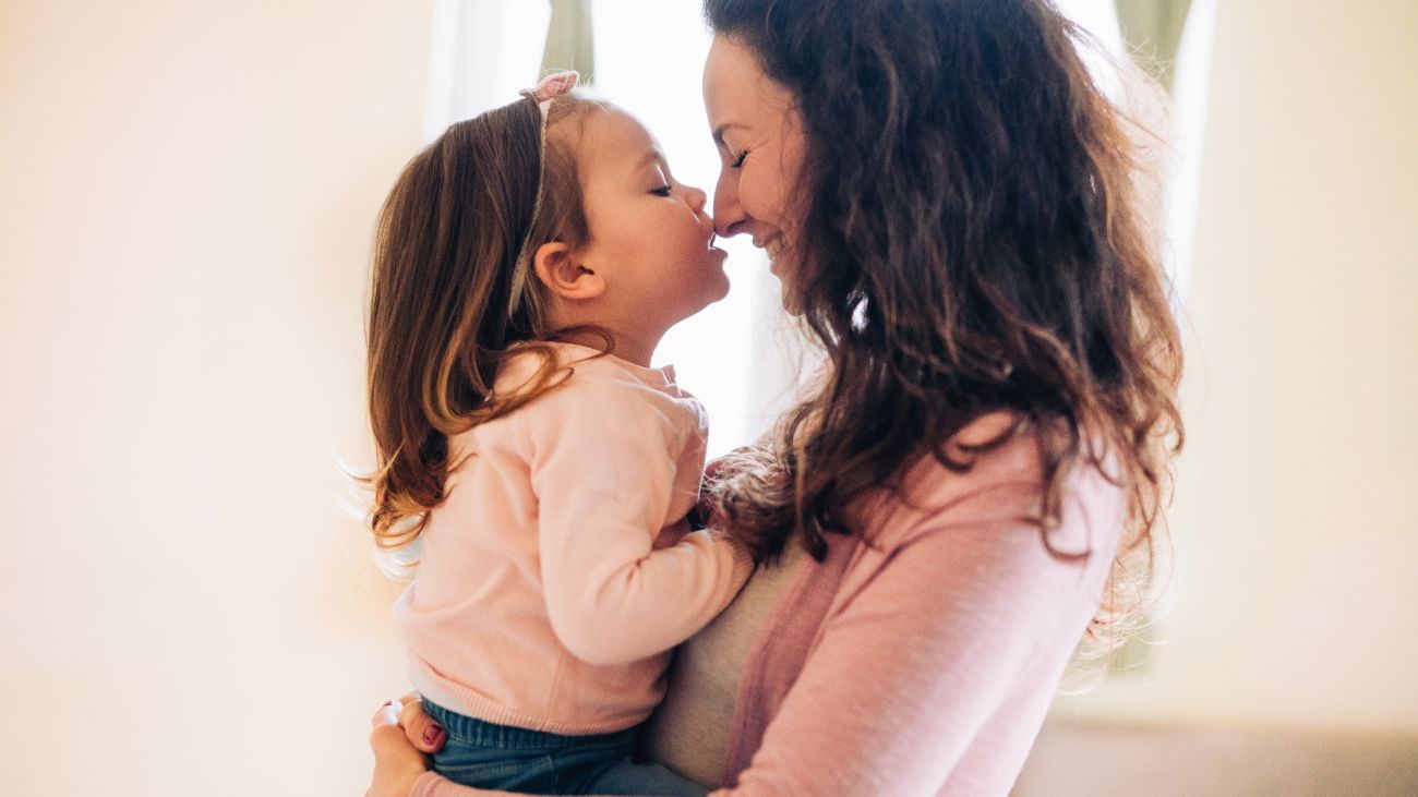 Beneficios monetarios para madres chilenas en diciembre: ¡No te los pierdas! Beneficios monetarios para madres chilenas en diciembre: ¡No te los pierdas!