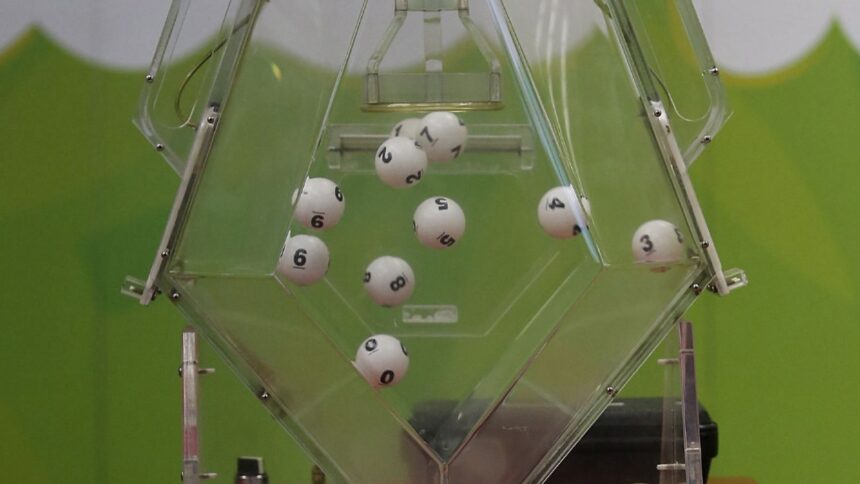 30 ganadores de La Suerte en Chile se llevan millonarios premios