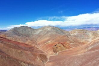 Rio2 Limited avanza en su proyecto de oro Fenix Gold en Chile: Contratación de personal y construcción de planta por US$49 millones