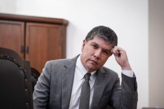 Investigación a funcionarios cercanos a denunciante: Caso Monsalve en la mira