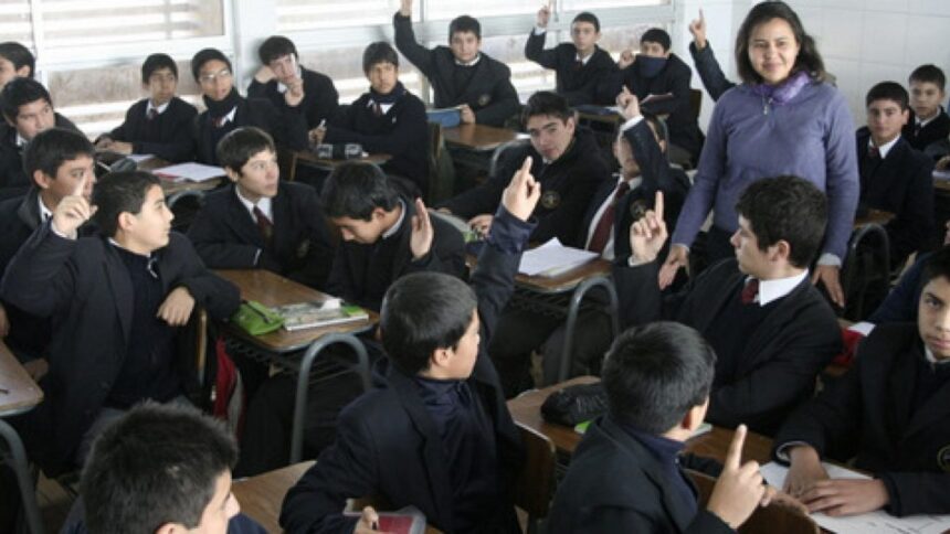 Calendario Escolar 2025: Fechas Clave y Vacaciones Para Estudiantes.