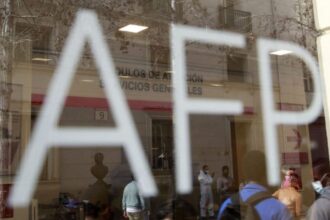Revelan que las AFP gastaron $11.000 millones en publicidad en 2024