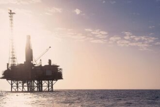 Récord de producción offshore en China alcanzará 68 millones de toneladas en 2025