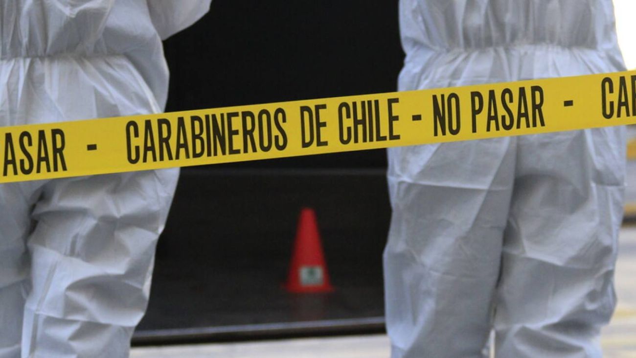 Hallan dos cuerpos en Recoleta con múltiples heridas: investigación en curso