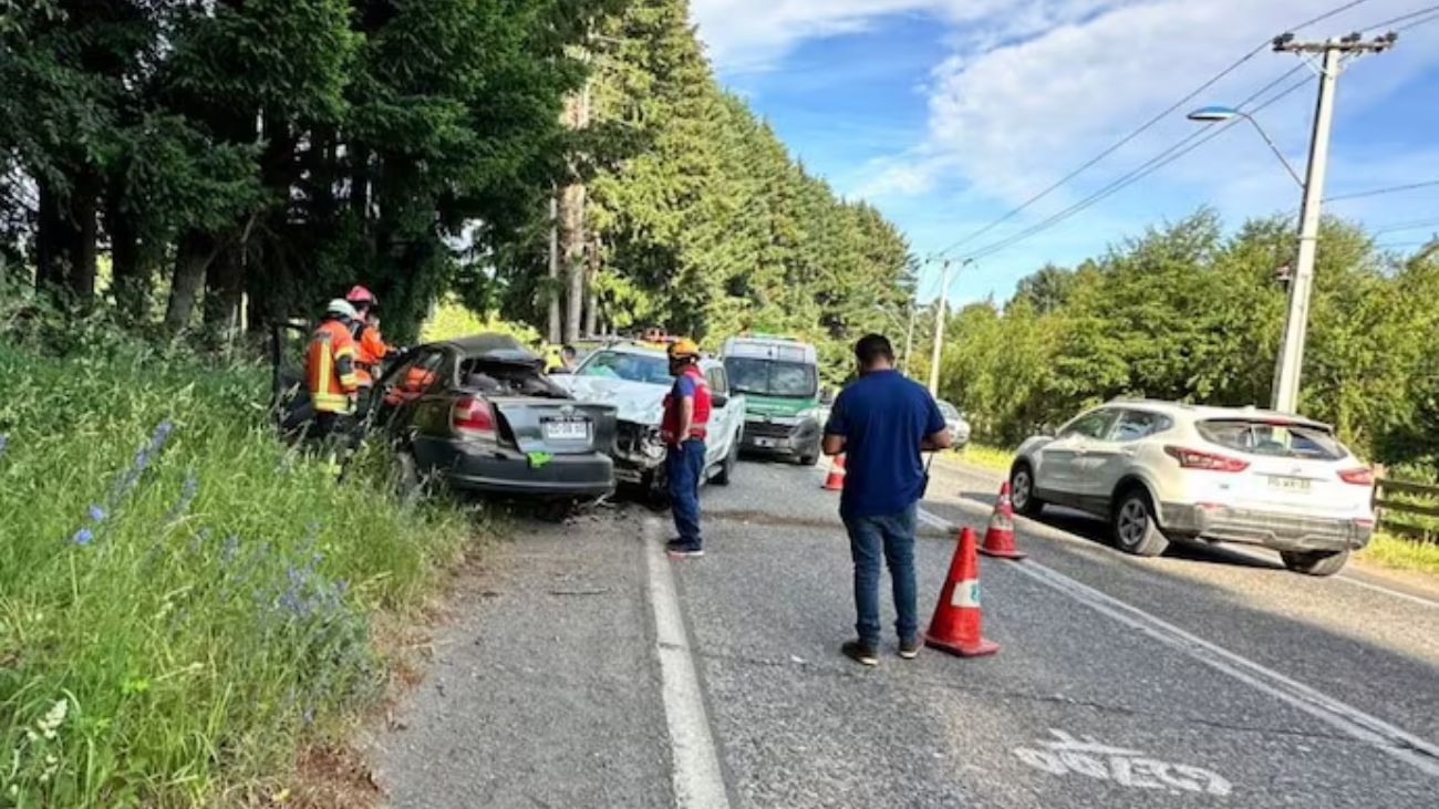 Trágico accidente en Villarrica: Joven brigadista de Conaf pierde la vida Trágico accidente en Villarrica: Joven brigadista de Conaf pierde la vida