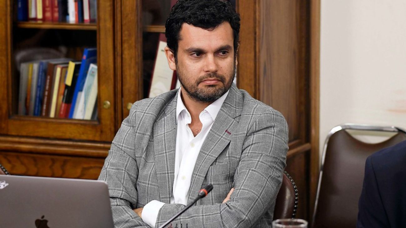 Jaime Bassa postulará como diputado en 2025: una mirada al futuro Jaime Bassa postulará como diputado en 2025: una mirada al futuro