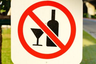 Prohibición de consumo de alcohol en espacios públicos en Ñuñoa