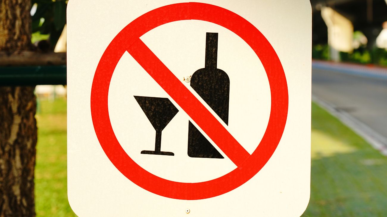 Prohibición de consumo de alcohol en espacios públicos en Ñuñoa Prohibición de consumo de alcohol en espacios públicos en Ñuñoa