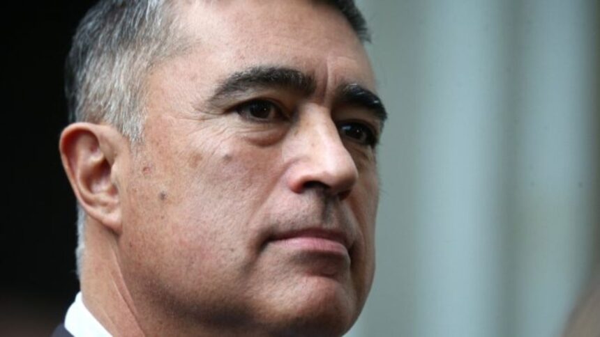 Profesores de Santiago luchan por incentivos en educación pública