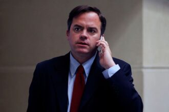 Matías Walker busca acuerdo para reforma de pensiones en enero