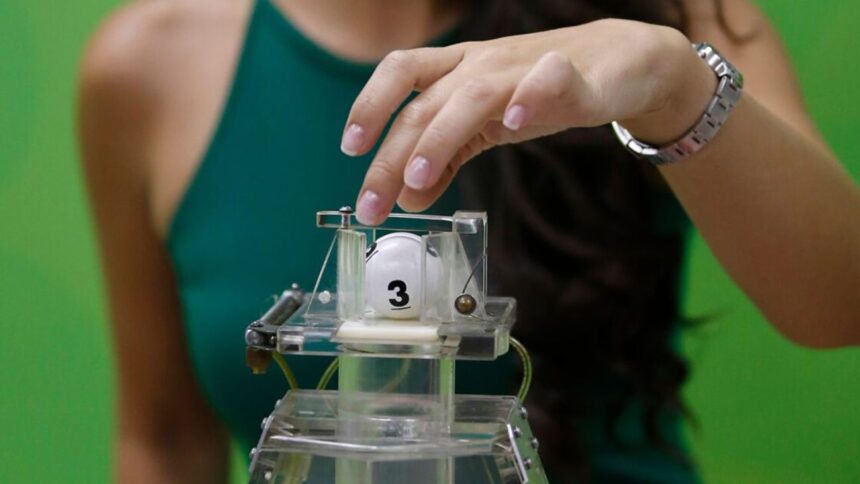 Ganadores de "La Suerte en Chile" tienen plazo para reclamar premio