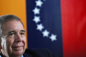 Venezuela ofrece 100.000 dólares por información del opositor exiliado