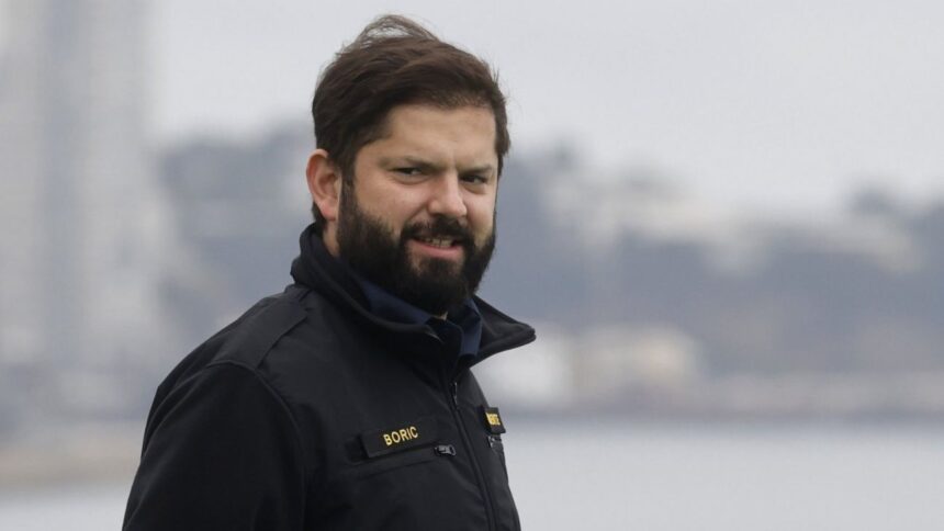 Presidente Boric destaca importancia histórica de su visita al Polo Sur