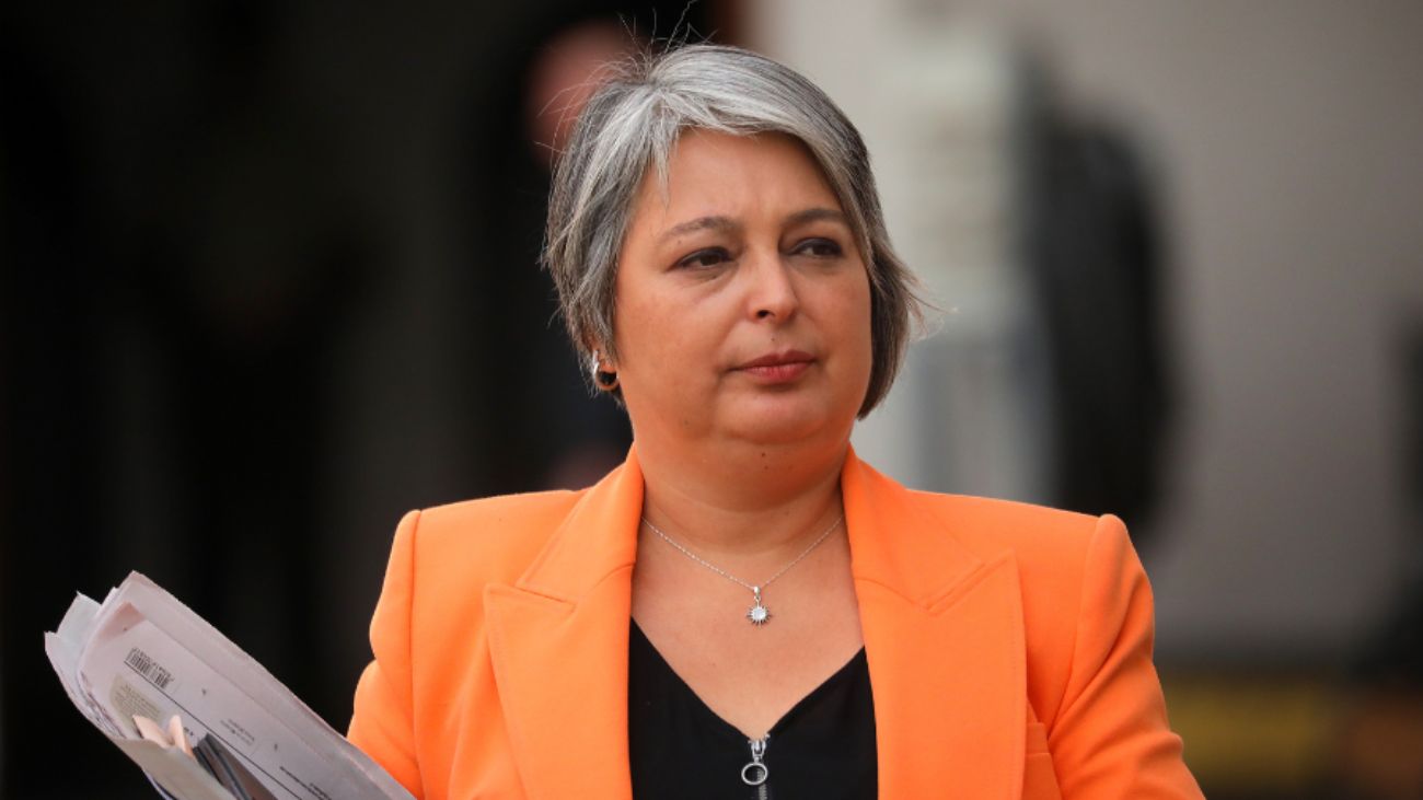 Ministra del Trabajo admite falta de comunicación en reforma previsional Ministra del Trabajo admite falta de comunicación en reforma previsional