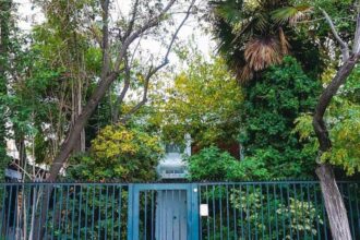La compra de la casa de Salvador Allende se detiene legalmente