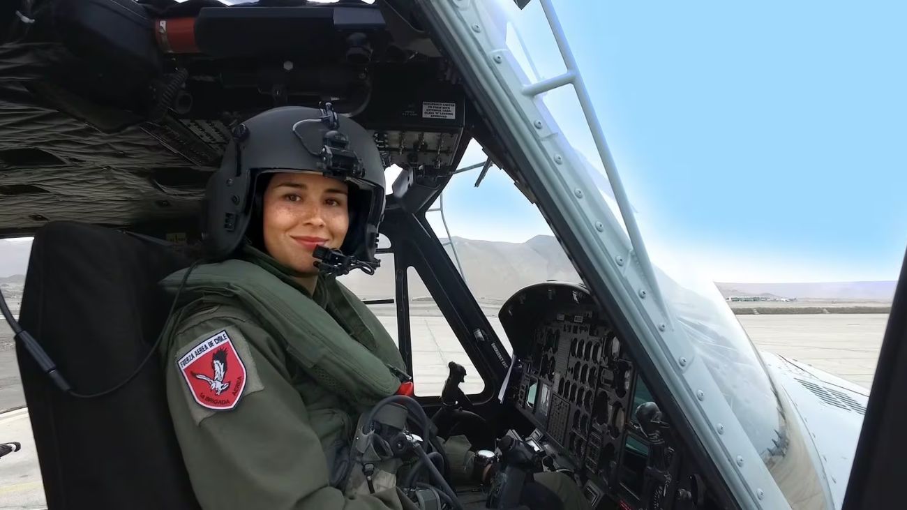 Histórico: primera mujer piloto chilena llega al Polo Sur Histórico: primera mujer piloto chilena llega al Polo Sur
