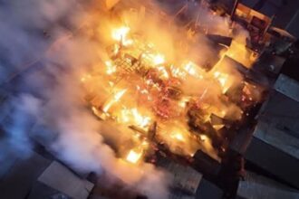 Gran incendio en toma de Colina deja 1 fallecido y heridos