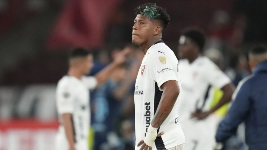 Futbolista ecuatoriano baleado en asalto: estado estable y medidas de seguridad