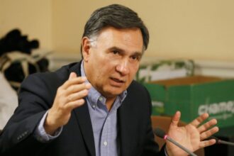 Rechazan moción de censura contra diputado Mellado en comisión investigadora