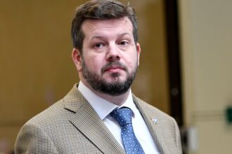Revelan depósitos en cuenta personal para financiamiento del Partido Nacional Libertario
