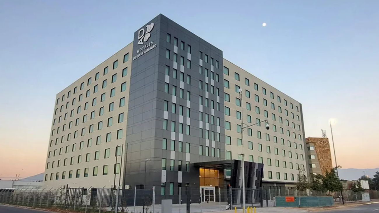 Obstáculos en inauguración de hotel en Pudahuel impactan al sector Obstáculos en inauguración de hotel en Pudahuel impactan al sector
