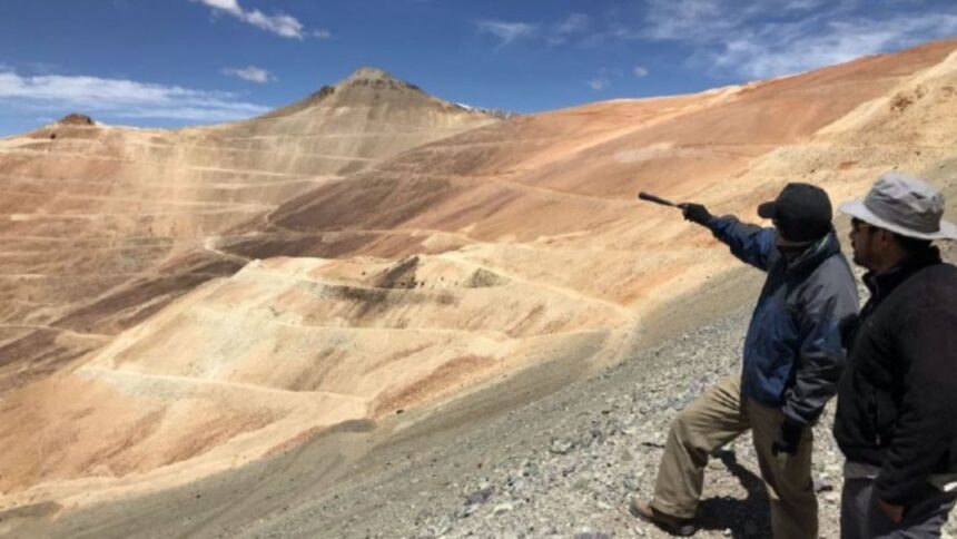 Proyecto de Oro y Cobre Valeriano: Primeros resultados de sondeos ATXD23A y ATXD16B en enero